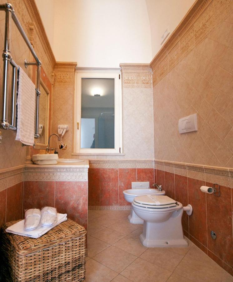 Dimora De Brado Bed & Breakfast Трани Екстериор снимка