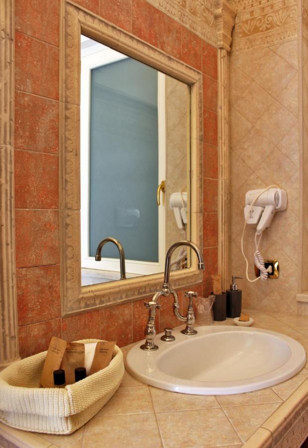 Dimora De Brado Bed & Breakfast Трани Екстериор снимка