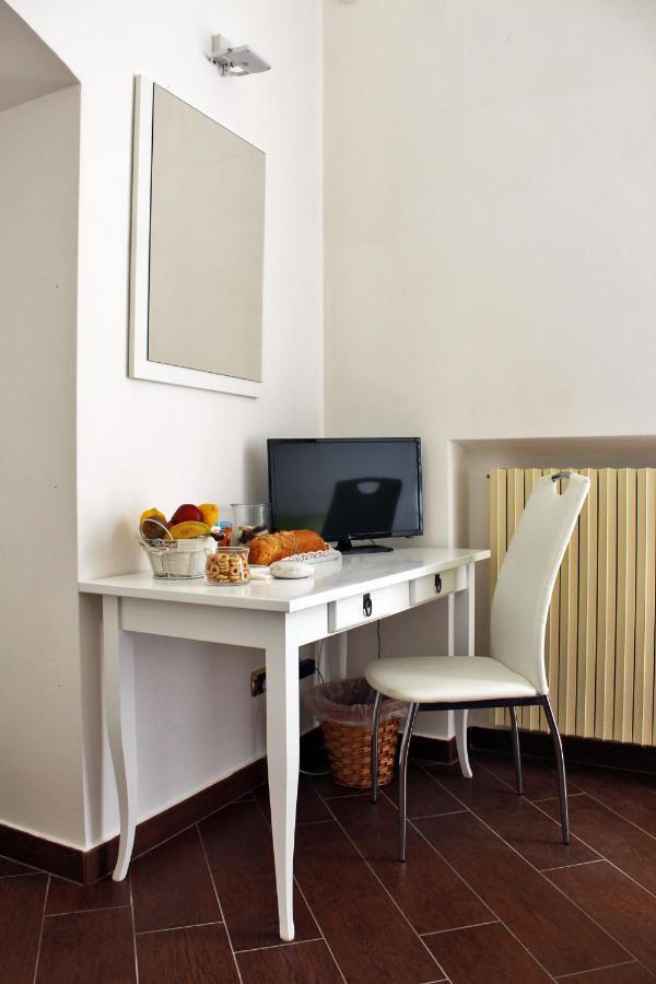 Dimora De Brado Bed & Breakfast Трани Екстериор снимка